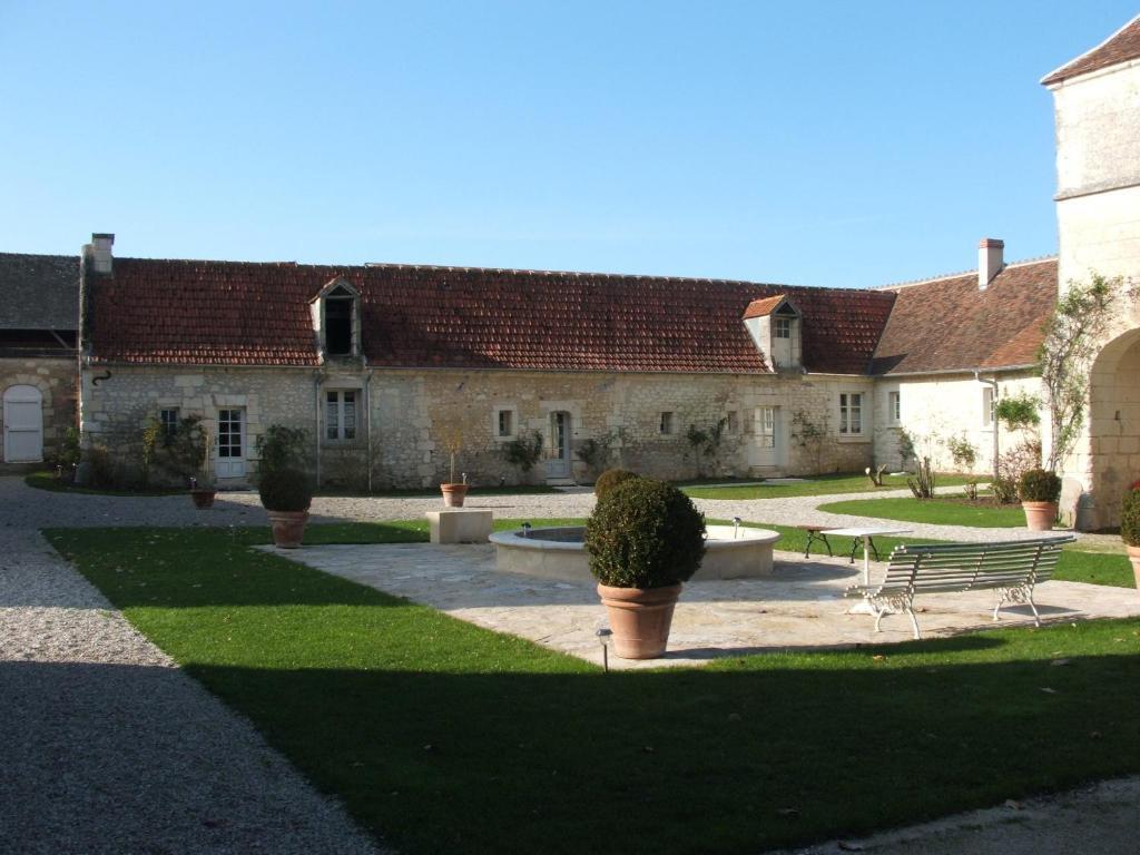 Manoir De La Rousselliere Aparthotel Loches Pokój zdjęcie